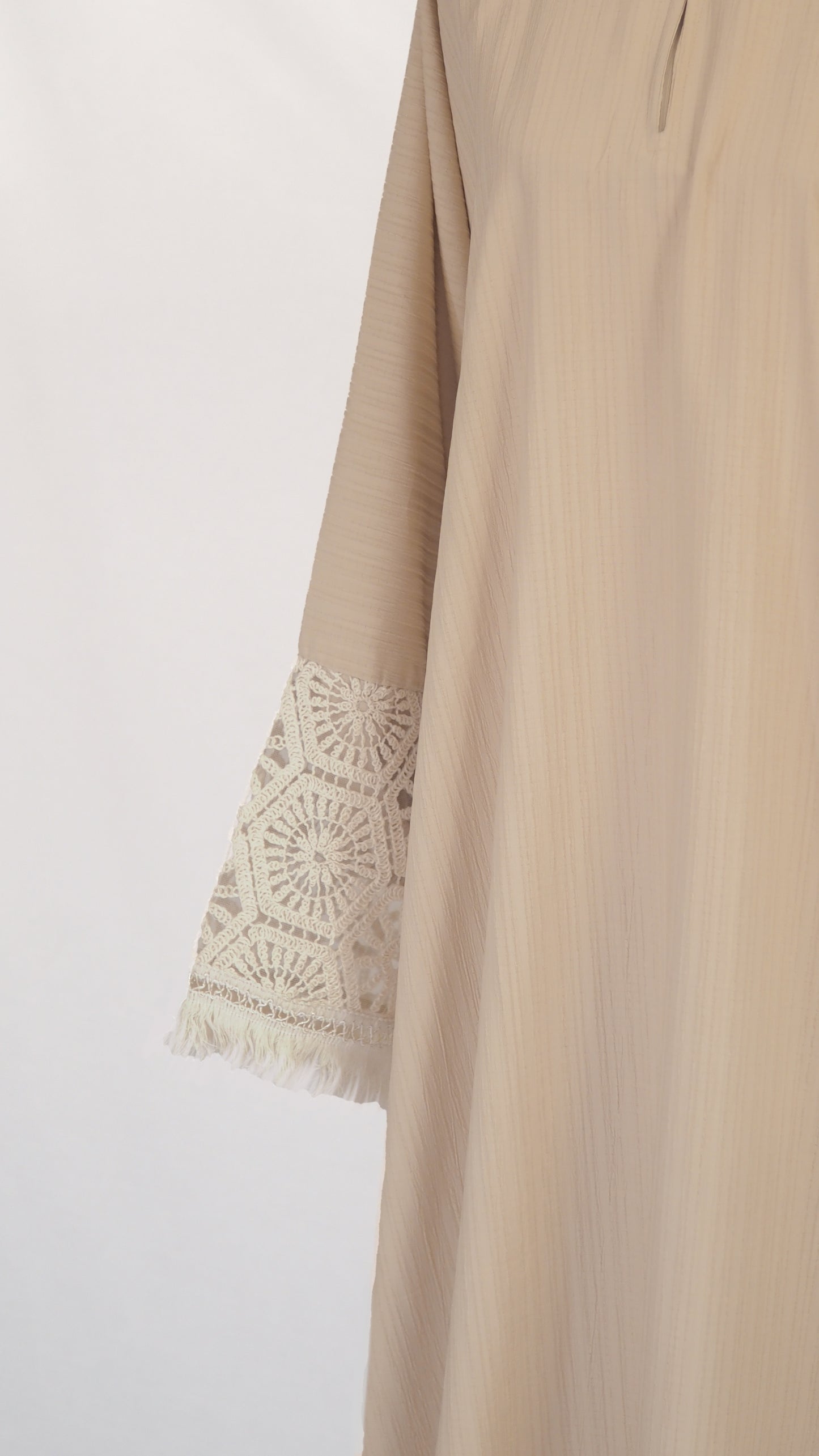 Beige Summer Isdal
