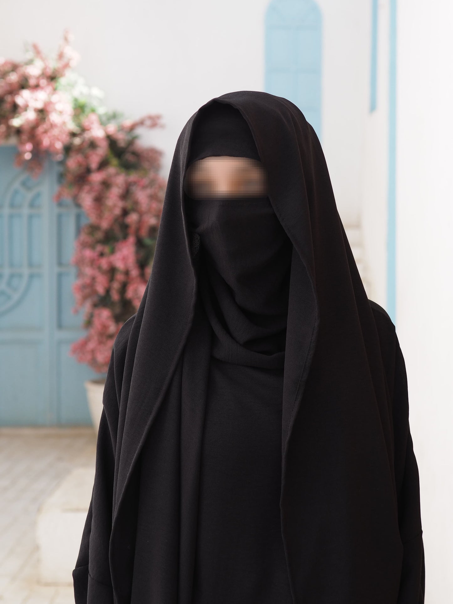Built-In Niqab Isdal