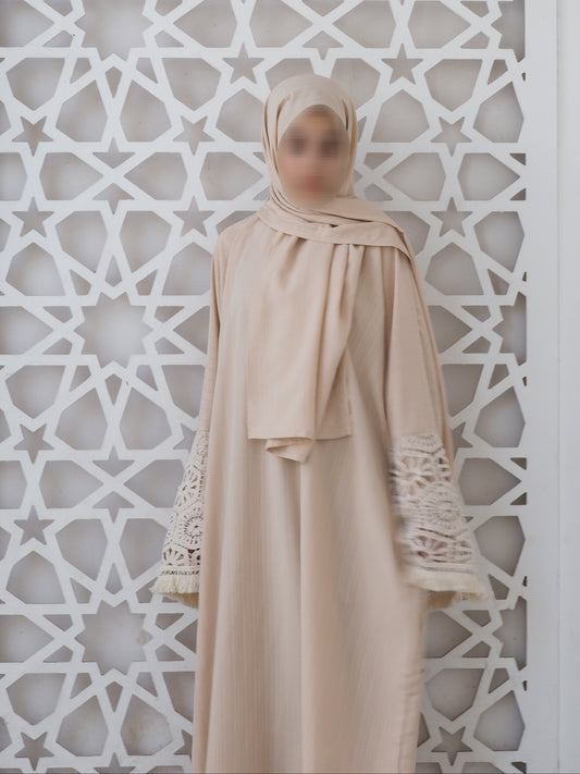 Beige crochet Isdal