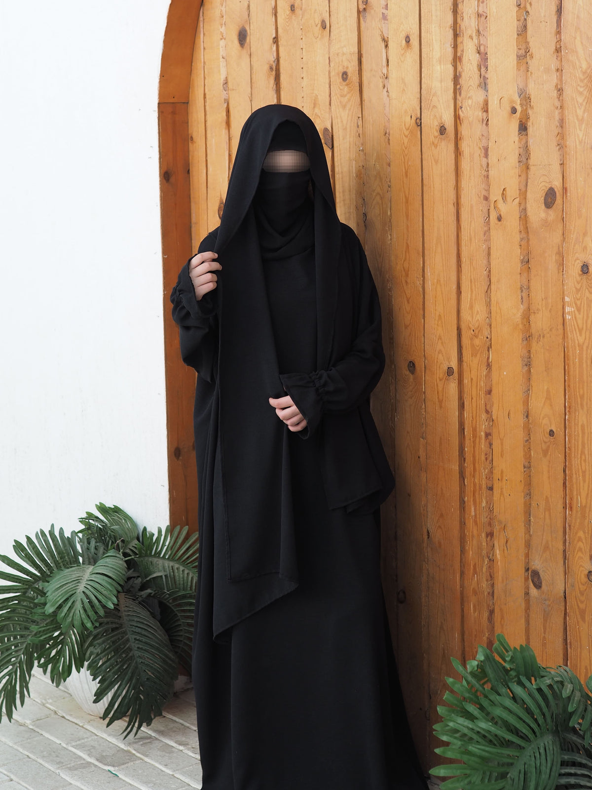 Built-In Niqab Isdal